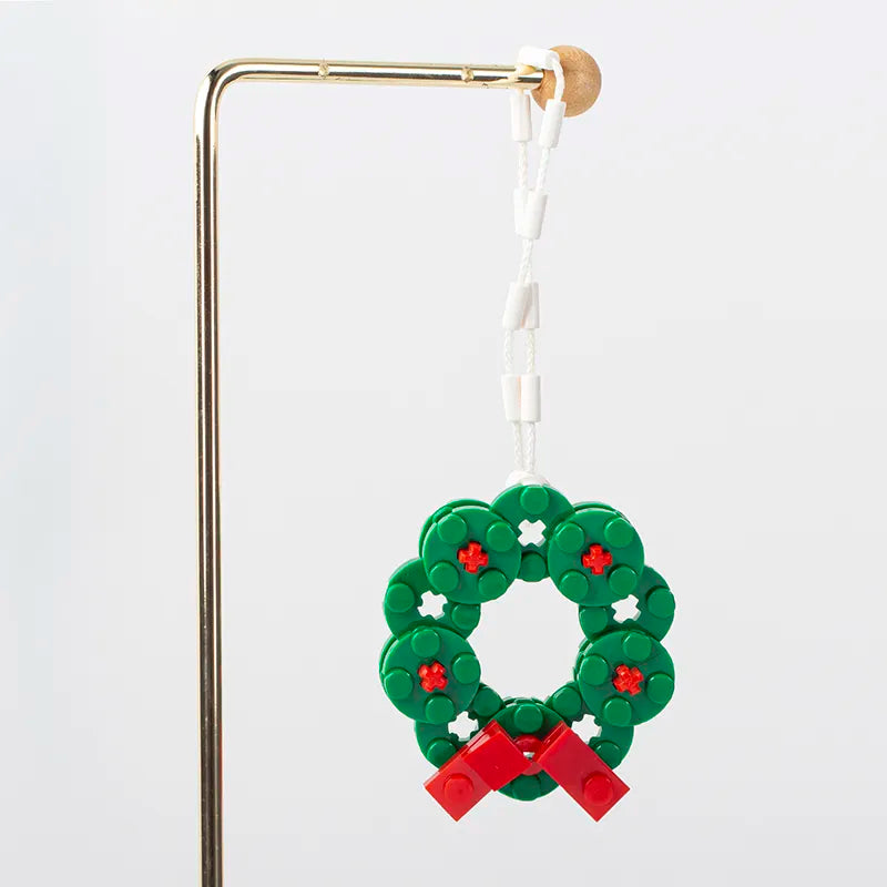 Christmas Wreath Ornament MOC.