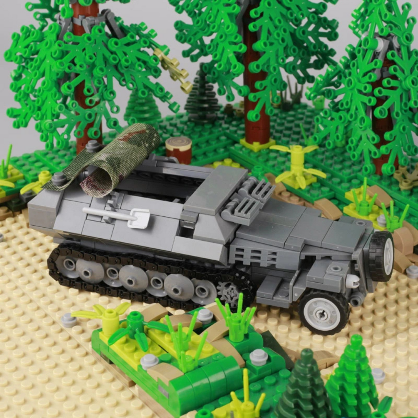 Véhicule de transport militaire personnalisé allemand Sd.Kfz. 251 de la Seconde Guerre mondiale