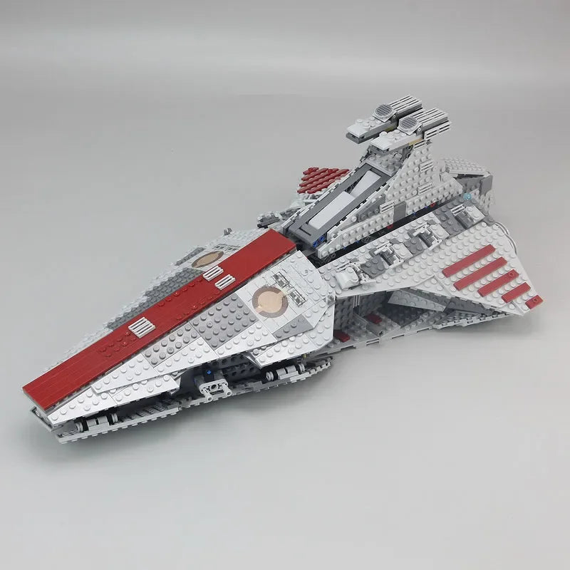 Compatible 8039 Star Venator Set Republic Toy Attack Cruiser Model Building Block Bricks Birthday Christmas Gifts