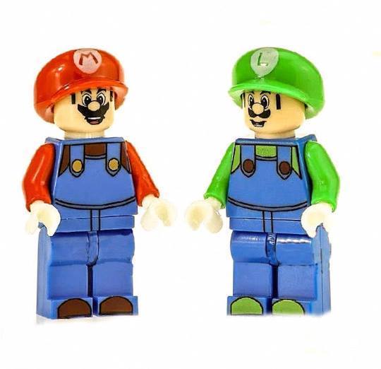 Mario and Luigi Minifigure